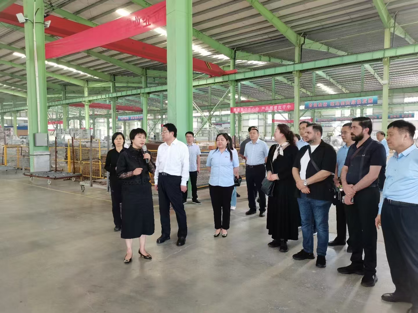 ทางเข้าโรงงานจริงสำหรับรองรับงานผลิตชิ้นส่วนเครื่องจักรตามสั่ง